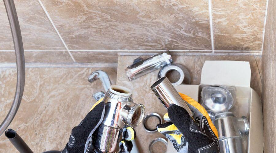 Expert Emergency Roof Repairs services in Wewahitchka, FL